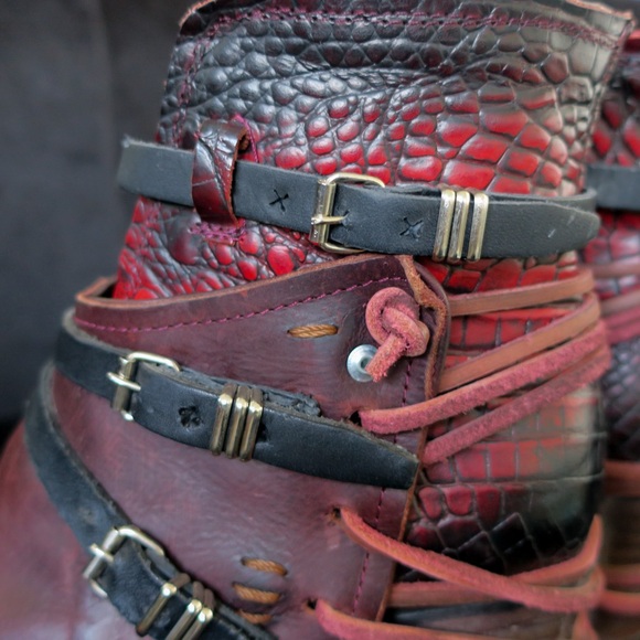 Freebird Crue Wine Leather Ankle Boots Size 9 - Picture 2 of 8